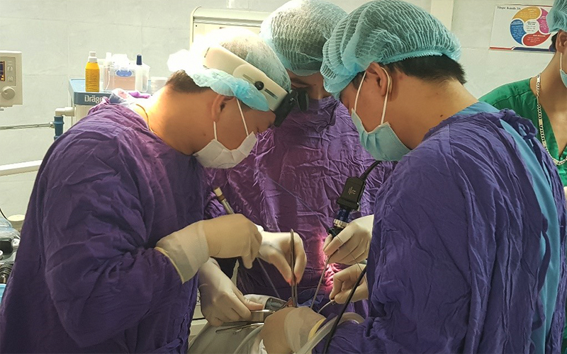 Phẫu thuật sùi mào gà