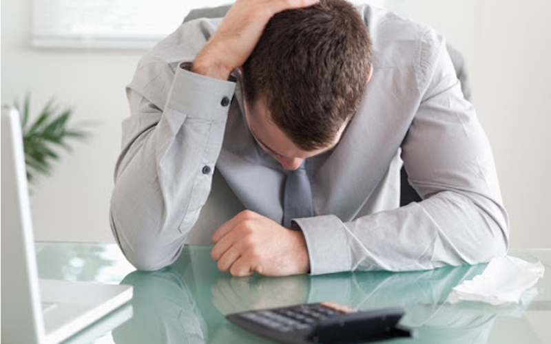 Nam giới mắc các bệnh nền nghiêm trọng như tiểu đường, viêm gan, thận… làm suy giảm chức năng hoạt động của cơ thể